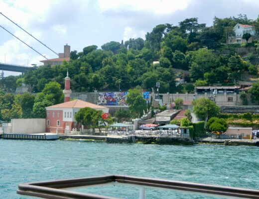 Istanbul in Instalments: Taking a Bosphorus Cruise & Exploring Beşiktaş